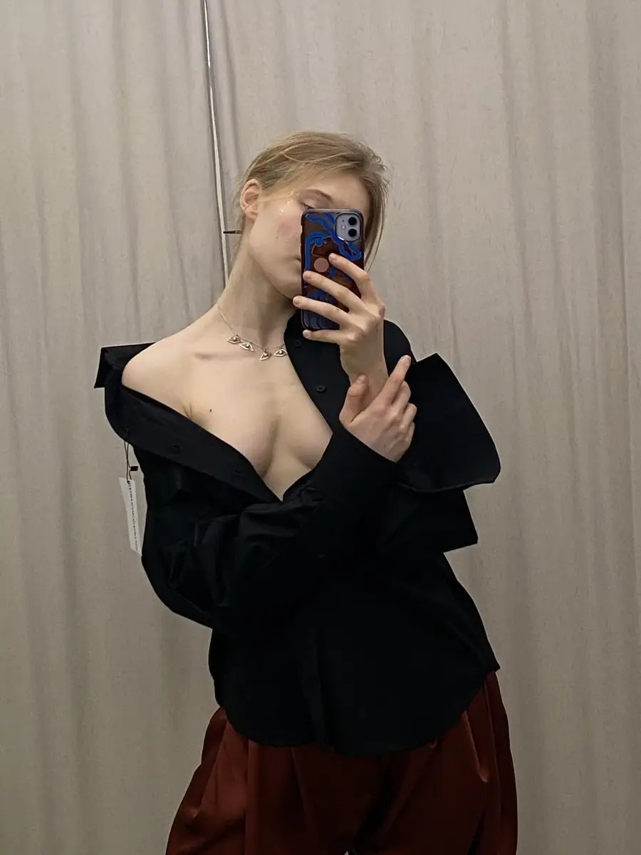 Сливы 18+: Архивы студенток и шкодниц 